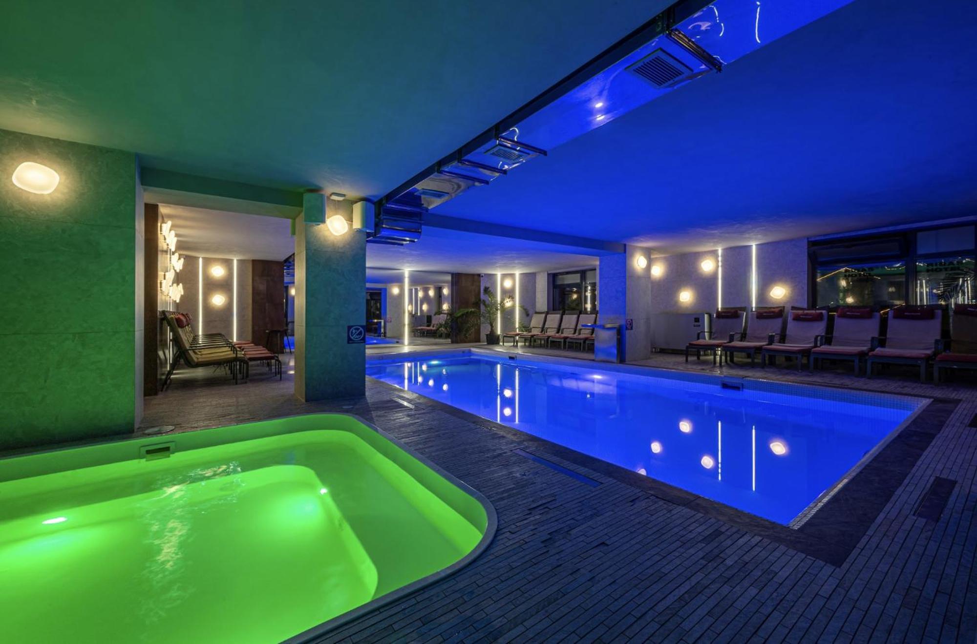 Ribas Karpaty Hotel Boekovel Buitenkant foto