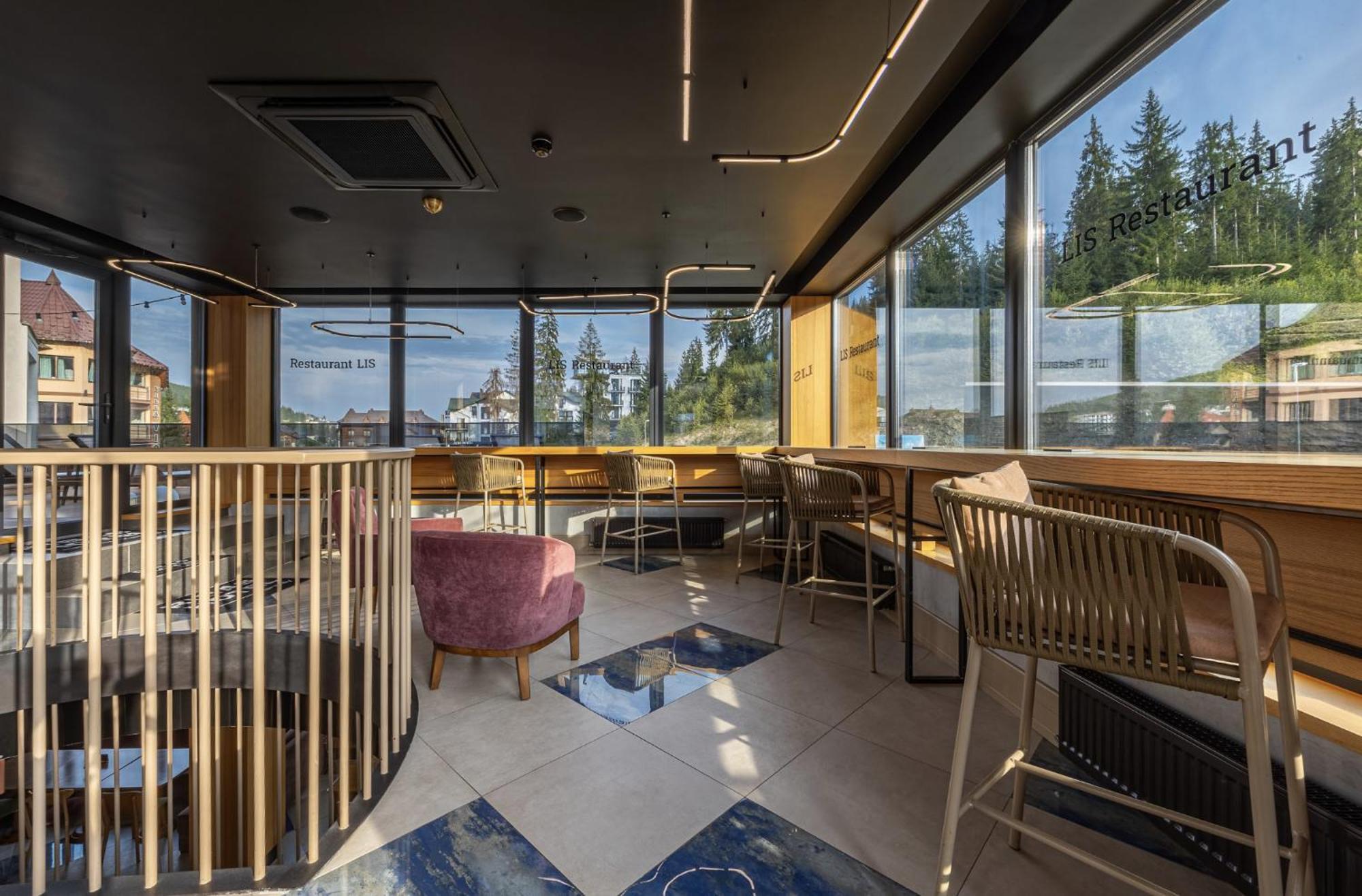 Ribas Karpaty Hotel Boekovel Buitenkant foto