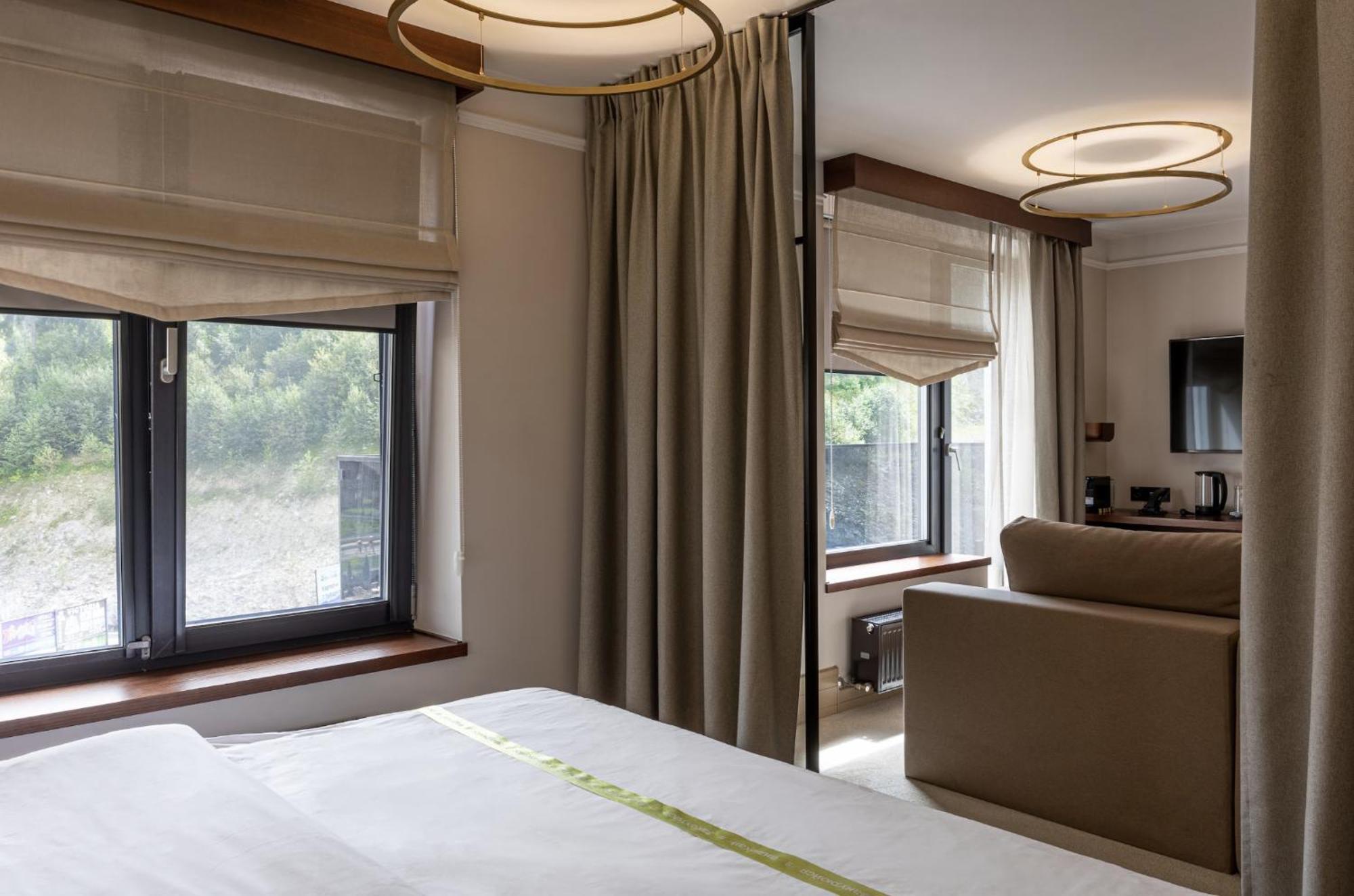 Ribas Karpaty Hotel Boekovel Buitenkant foto
